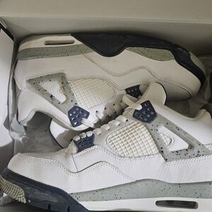 Jordan retro 4